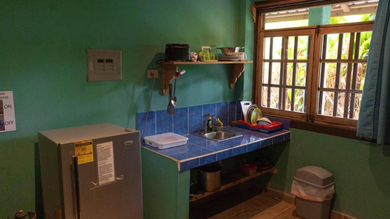 Valerie Emanuel Apartments Bocas Town Exterior foto