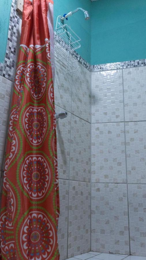 Valerie Emanuel Apartments Bocas Town Exterior foto