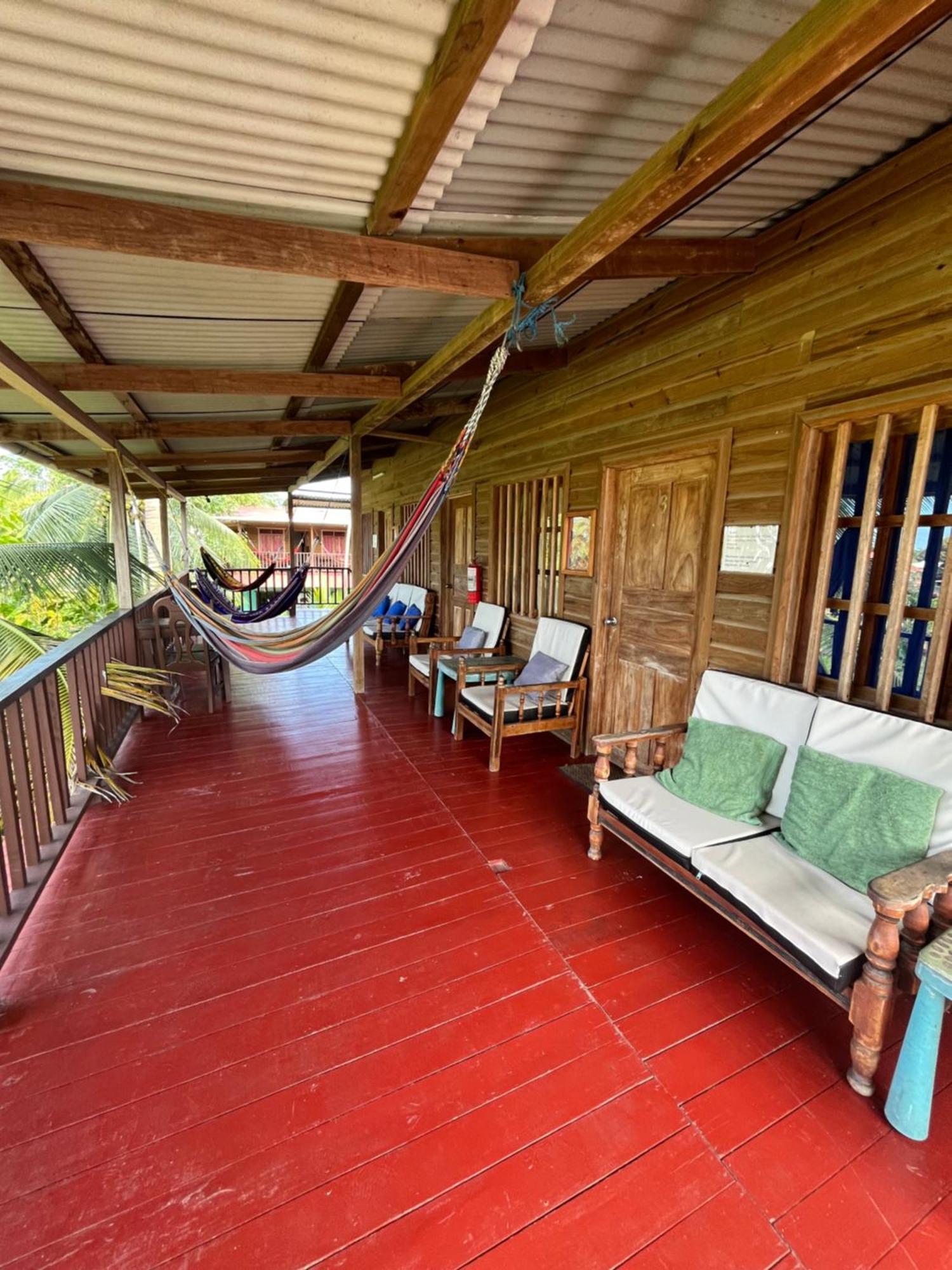 Valerie Emanuel Apartments Bocas Town Exterior foto